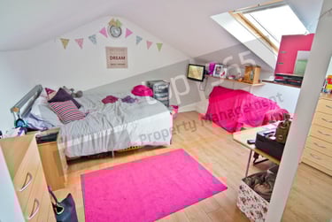 3 bed flat, Clumber Court, Lace Market, Clumber crescent south, NG71EE - Image 3